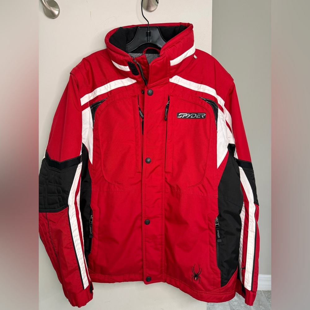 Spyder Men's Red/White/Black $575 High Quality Ski Snowbd Jacket Size M LIKE NEW